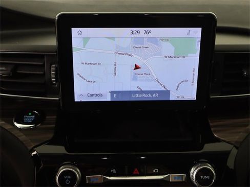 Used 2021 Ford Explorer Limited w/ Equipment Group 301A image 17