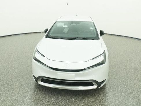 New 2026 Toyota Prius SE image 15