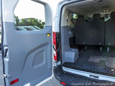 Used 2017 Ford Transit 350 XLT RWD image 19