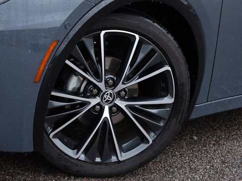 Used 2024 Toyota Prius Limited image 3