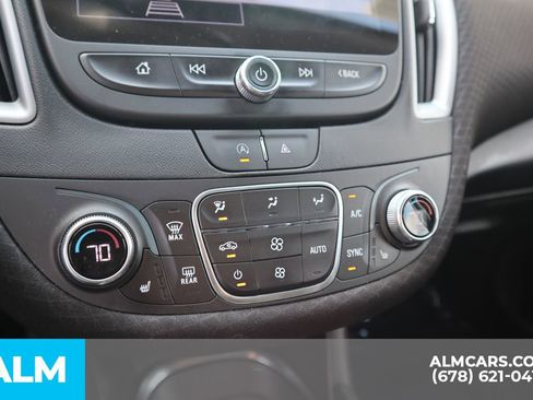 Used 2024 Chevrolet Malibu LT image 34