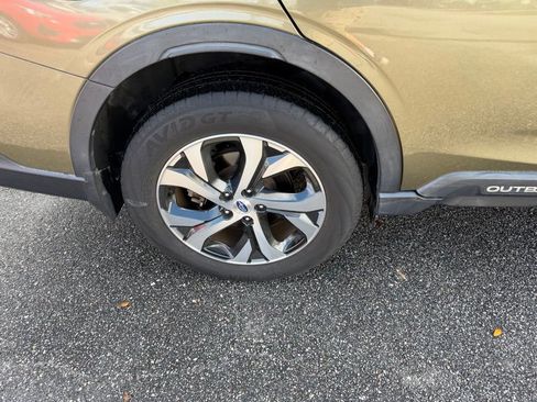 Used 2020 Subaru Outback Limited w/ Popular Package #2 image 5