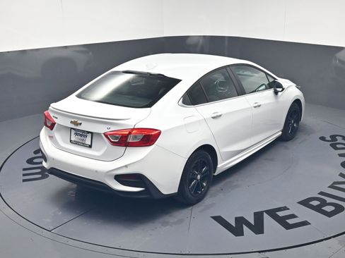 Used 2016 Chevrolet Cruze LT w/ Convenience Package image 36