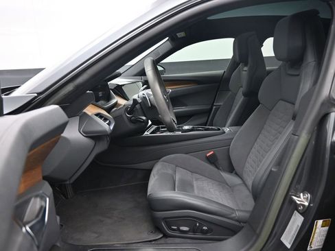Used 2023 Audi e-tron GT Premium Plus image 23