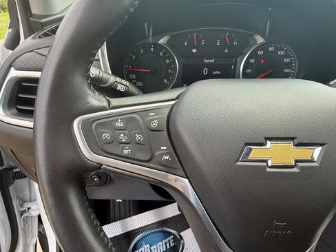 Used 2022 Chevrolet Equinox Premier FWD image 34