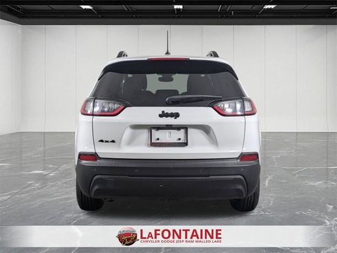 Certified 2023 Jeep Cherokee Altitude Lux image 4