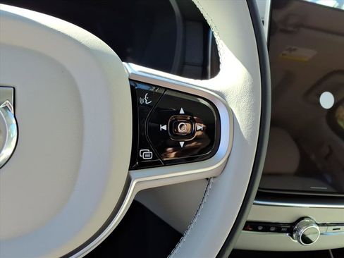 New 2026 Volvo XC90 B6 Ultra w/ Protection Package Premier image 21