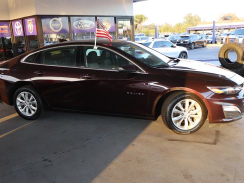 Used 2020 Chevrolet Malibu LT image 4