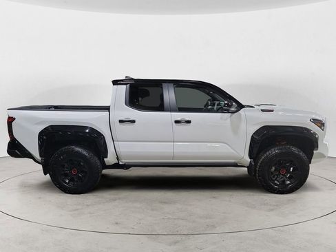 Used 2025 Toyota Tacoma TRD Pro image 6