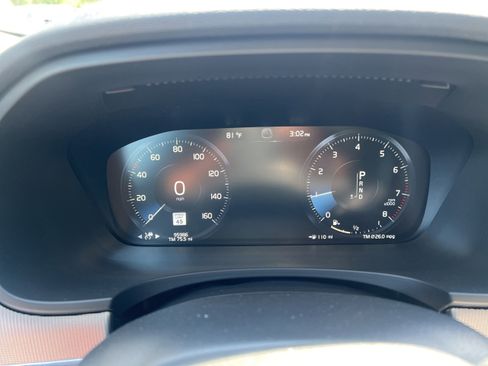 Used 2019 Volvo V90 T6 Cross Country w/ Advanced Package AWD/4WD image 11