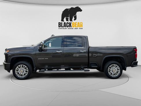 Used 2021 Chevrolet Silverado 2500 High Country w/ Z71 Off-Road Package AWD/4WD image 6