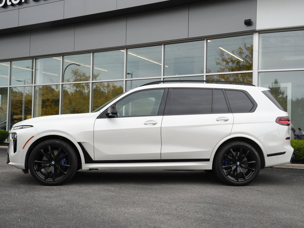 Used 2025 BMW X7 M60i w/ Executive Package AWD/4WD image 11