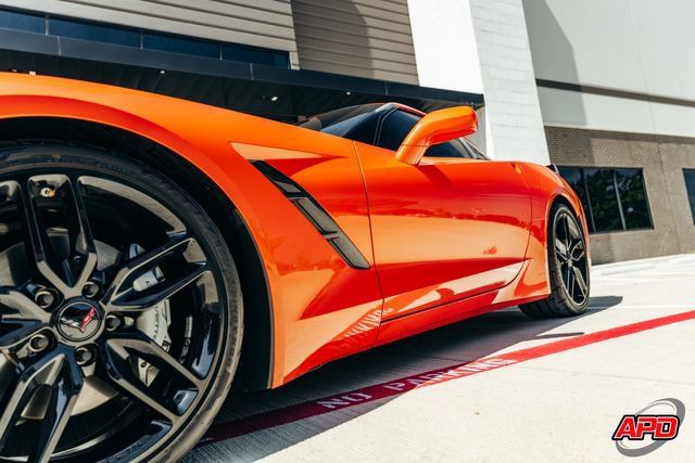 Used 2019 Chevrolet Corvette Stingray Coupe w/ Carbon Flash Badge Package RWD image 26