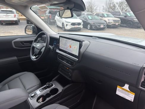 Used 2026 Ford Bronco Sport Badlands image 14