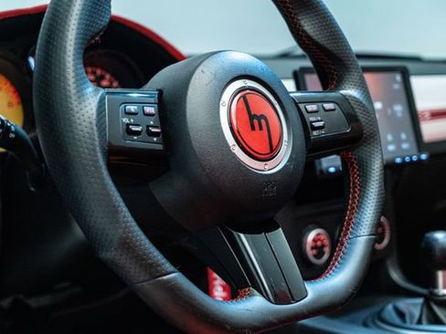 Used 2015 MAZDA MX-5 Miata Club RWD image 24