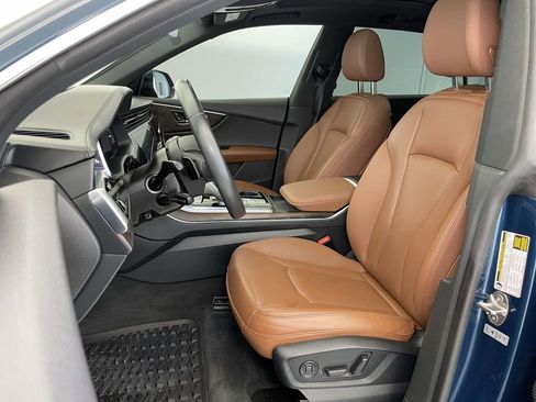 Used 2020 Audi Q8 Prestige w/ Prestige Package image 5