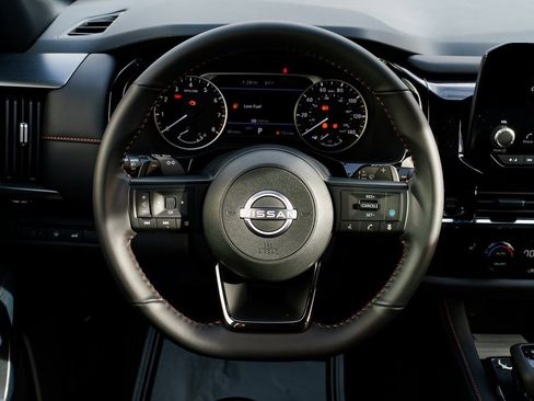 New 2025 Nissan Pathfinder Rock Creek image 12