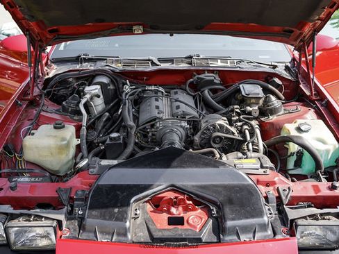 Used 1988 Chevrolet Camaro LT RWD image 27