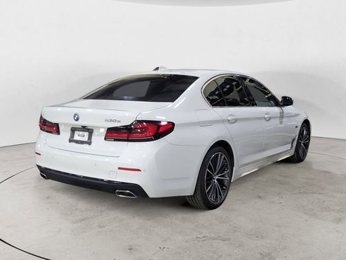 Used 2023 BMW 530e w/ Executive Package image 6