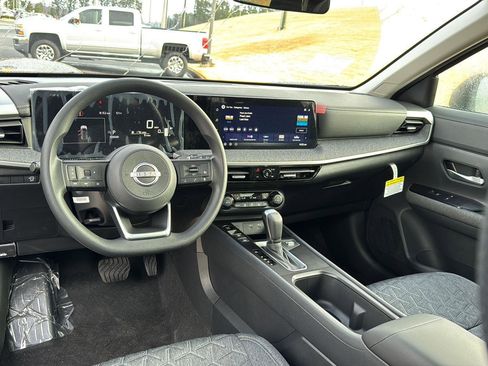 New 2026 Nissan Kicks SV w/ SV Premium Package image 16