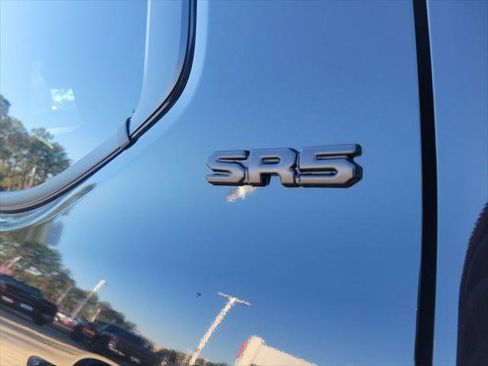 Certified 2025 Toyota Tacoma SR5 image 12