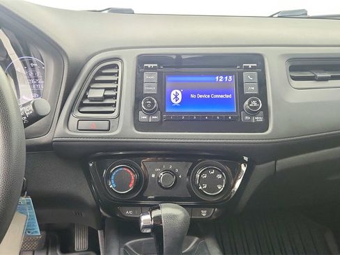 Used 2016 Honda HR-V LX image 21