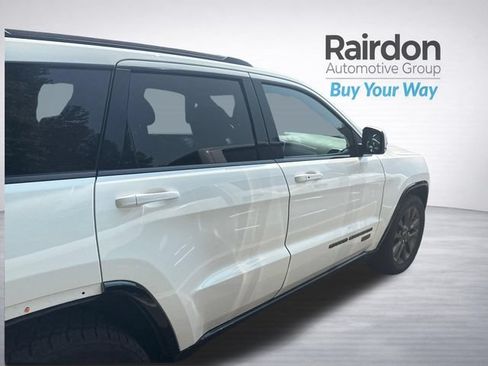 Used 2016 Jeep Grand Cherokee Limited 75th Anniversary AWD/4WD image 8
