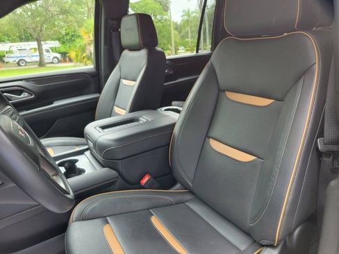 Used 2023 GMC Yukon XL AT4 AWD/4WD image 24