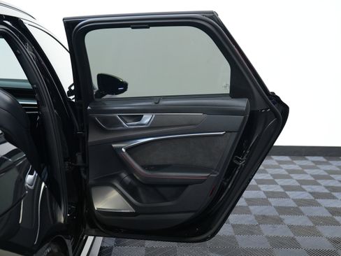 Used 2021 Audi RS 6 w/ Carbon Optic Package image 27
