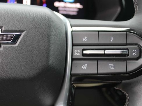 Certified 2023 Chevrolet Colorado ZR2 w/ ZR2 Convenience Package III image 16