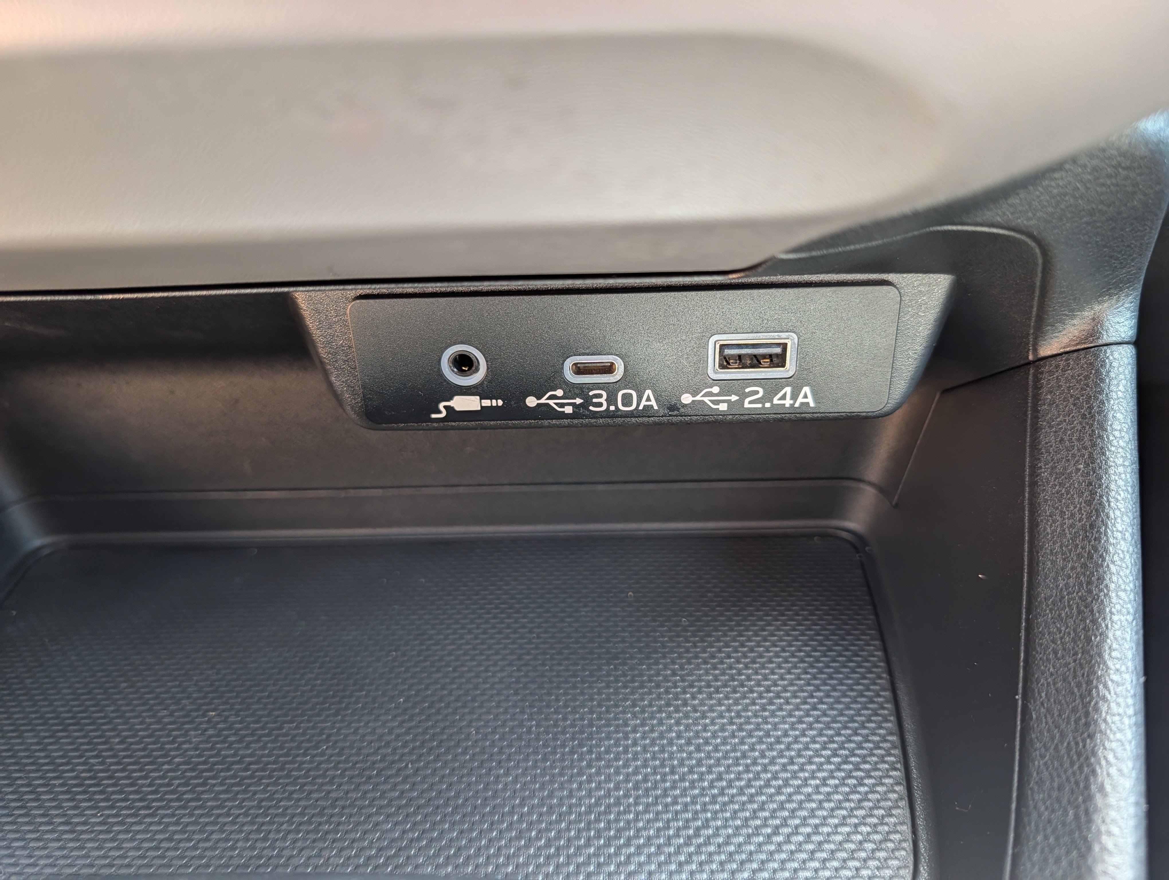 Certified 2025 Subaru Crosstrek 2.5i Premium AWD/4WD image 33