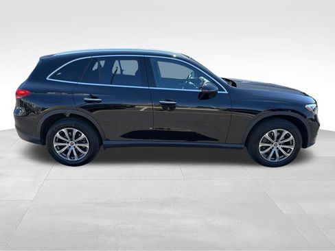 Used 2024 Mercedes-Benz GLC 300 4MATIC image 8