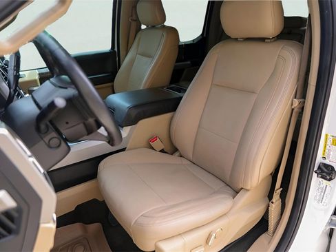 Used 2017 Ford F250 Lariat w/ Lariat Ultimate Package image 10