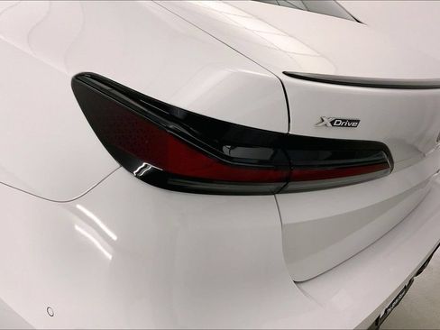Certified 2023 BMW 760i xDrive AWD/4WD image 28