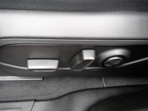 New 2025 Jeep Grand Cherokee Limited w/ Black Appearance Package image 16