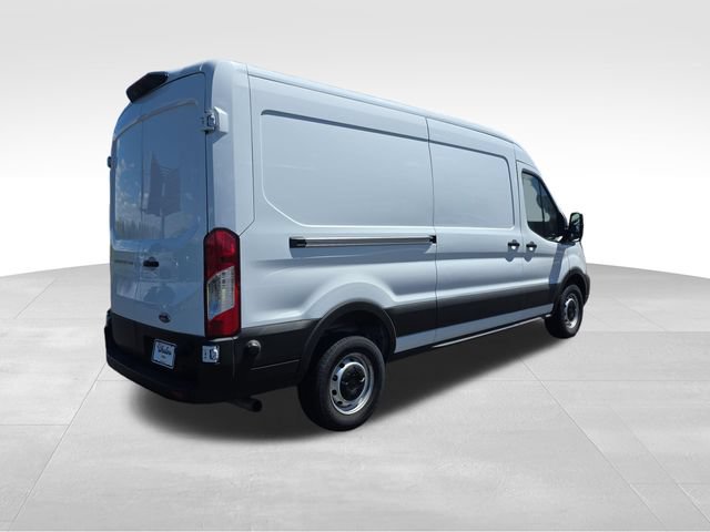 Used 2024 Ford Transit 250 148 Medium Roof RWD image 5