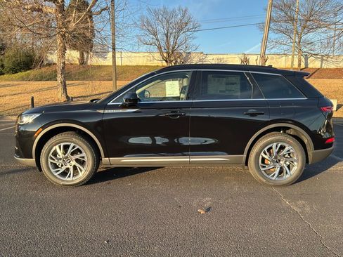 New 2026 Lincoln Corsair Premiere image 9