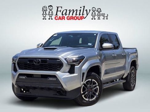 Used 2024 Toyota Tacoma TRD Sport RWD image 1