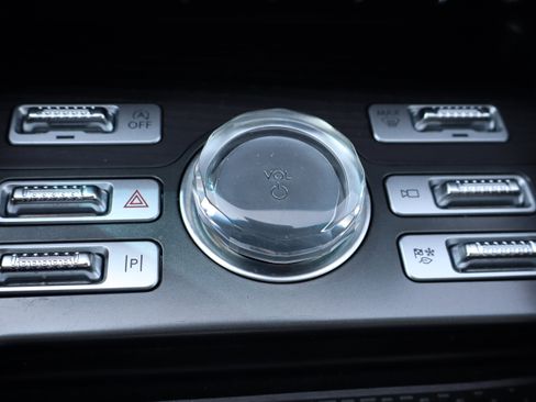 Used 2024 Lincoln Nautilus Reserve w/ Equipment Group 202A image 29