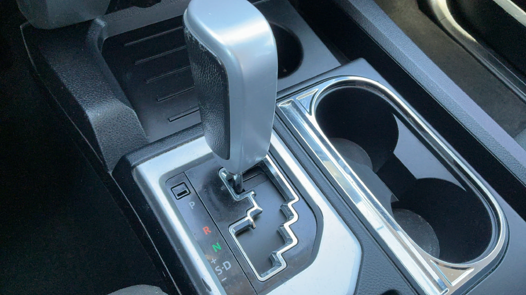 Used 2015 Toyota Tundra SR5 w/ SR5 Upgrade Package AWD/4WD image 15