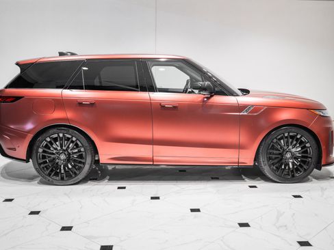 Used 2025 Land Rover Range Rover Sport SV Edition Two AWD/4WD image 6