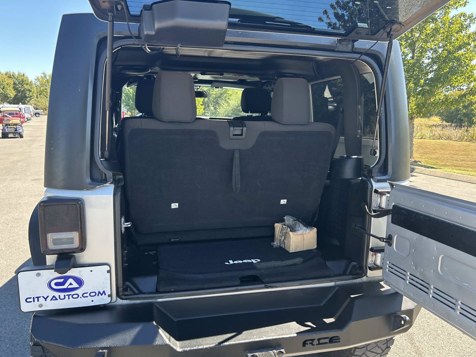 Used 2012 Jeep Wrangler Sport AWD/4WD image 16