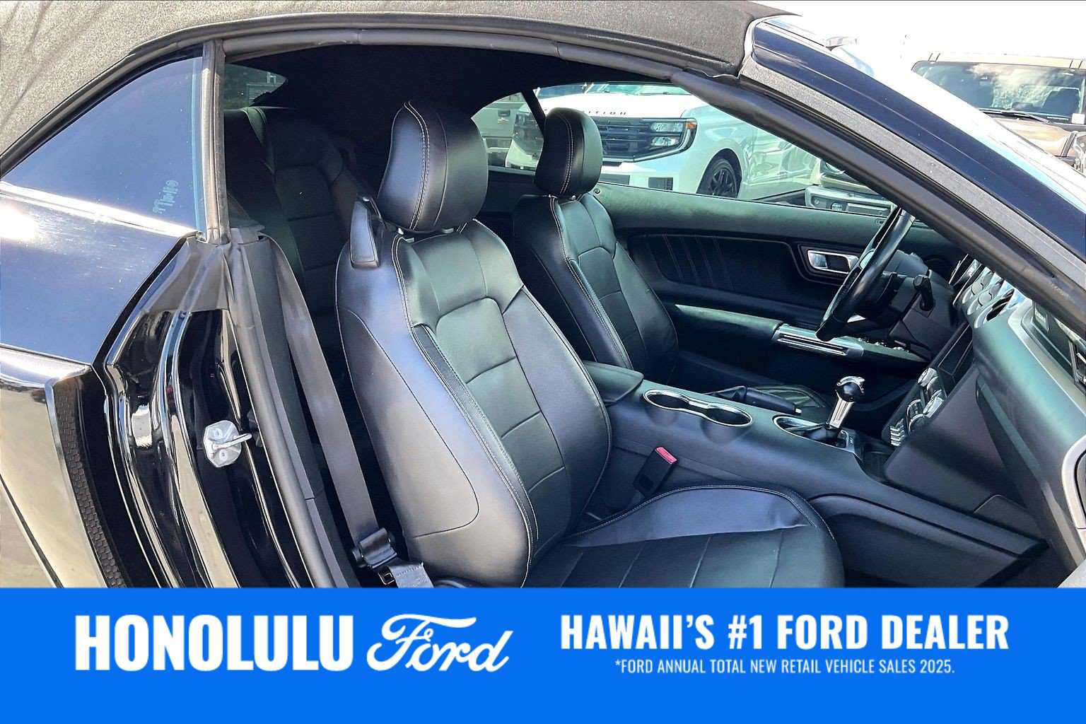 Used 2018 Ford Mustang GT Premium w/ Black Accent Package RWD image 12