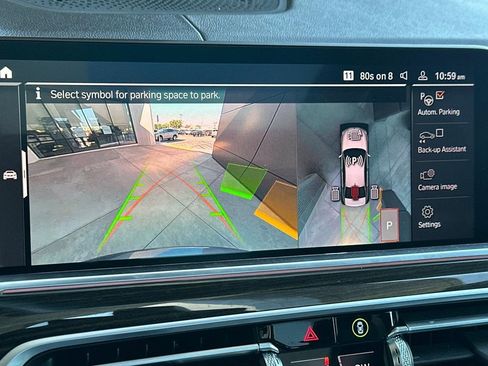 Used 2020 BMW X5 M50i image 22