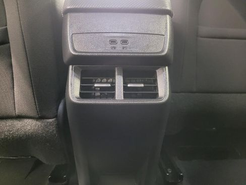 Used 2025 Chevrolet Equinox LT w/ Safety and Technology Package image 22