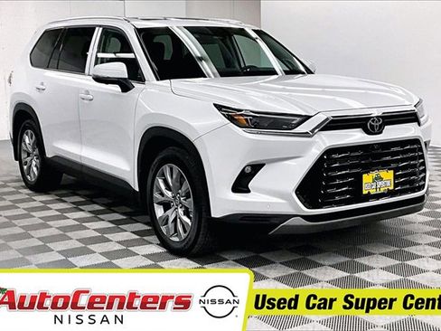 Used 2025 Toyota Grand Highlander AWD Hybrid image 1