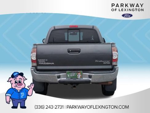 Used 2013 Toyota Tacoma PreRunner w/ SR5 Pkg RWD image 4