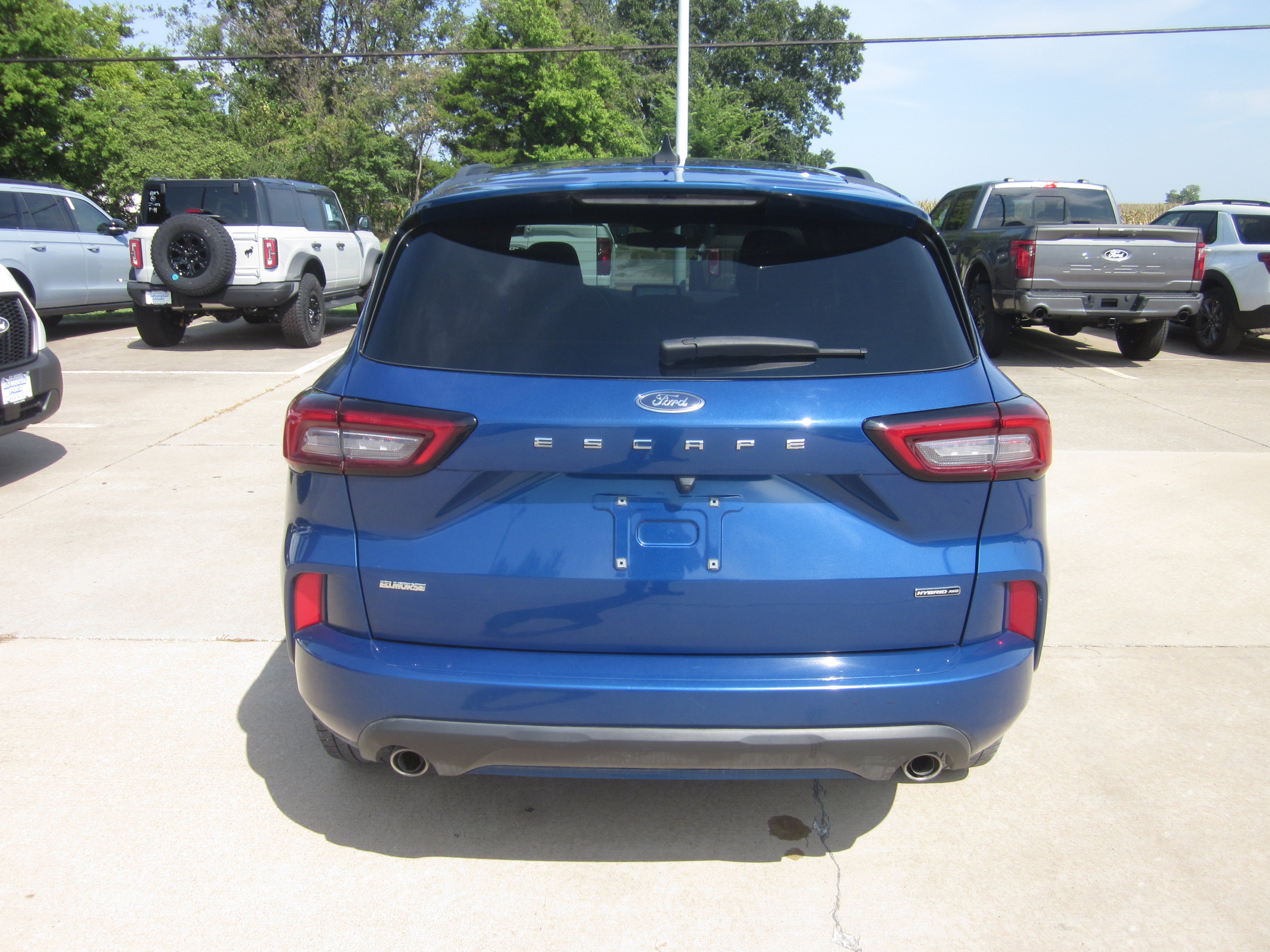 Used 2023 Ford Escape ST-Line Select AWD/4WD image 5