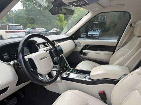 Used 2018 Land Rover Range Rover Supercharged AWD/4WD image 11