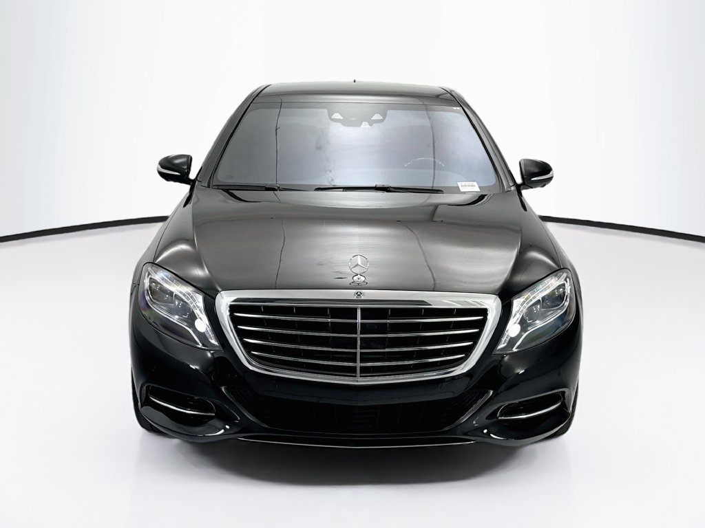 Used 2017 Mercedes-Benz S 550 Sedan image 2